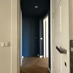 Giulia's Corner Apartment